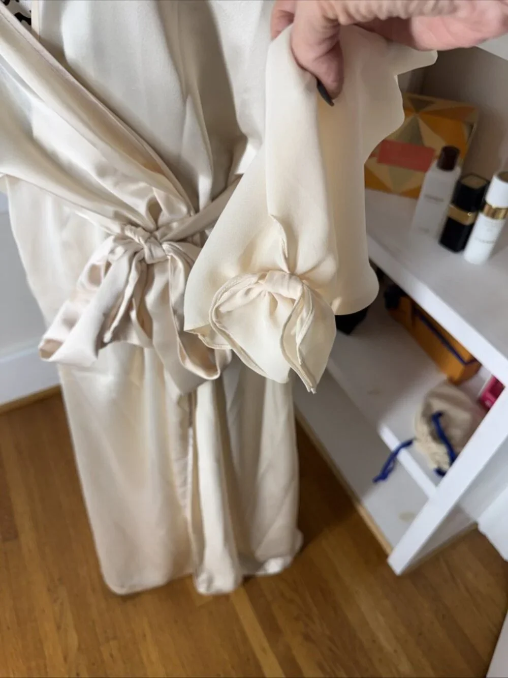 Vintage Victoria's Secret Cream Ivory Color Full Length Satin Wrap Robe  M/L
